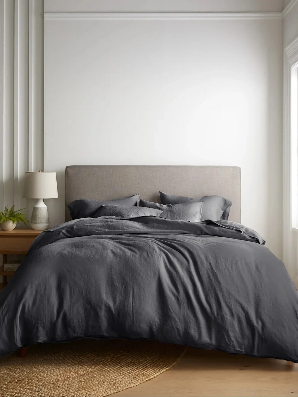 New Quince European Linen Duvet Cover Full/Queen Charcoal MSRP $164 Tiny Defect